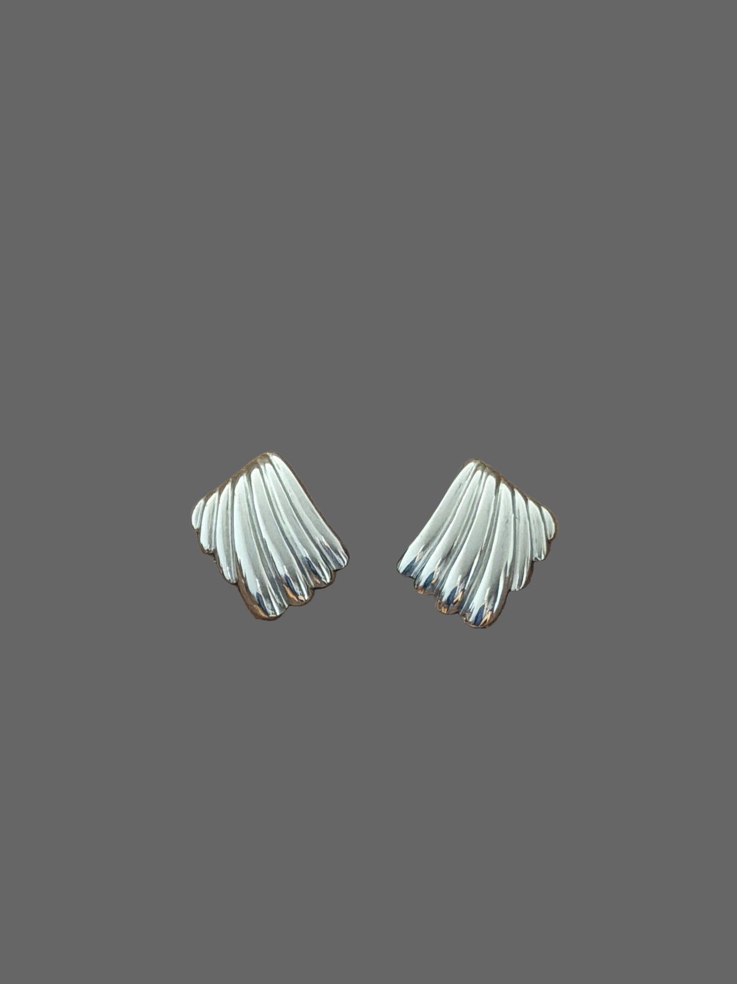 Vali earrings