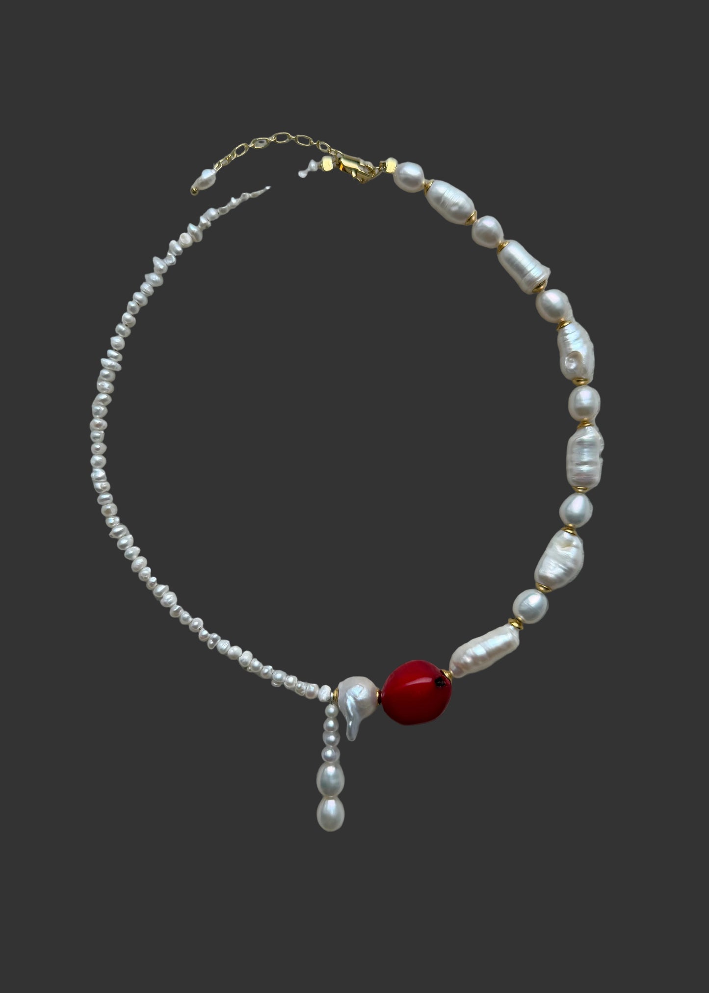 Dali Coral pearl Necklace