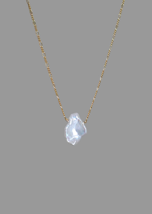 Leave necklace