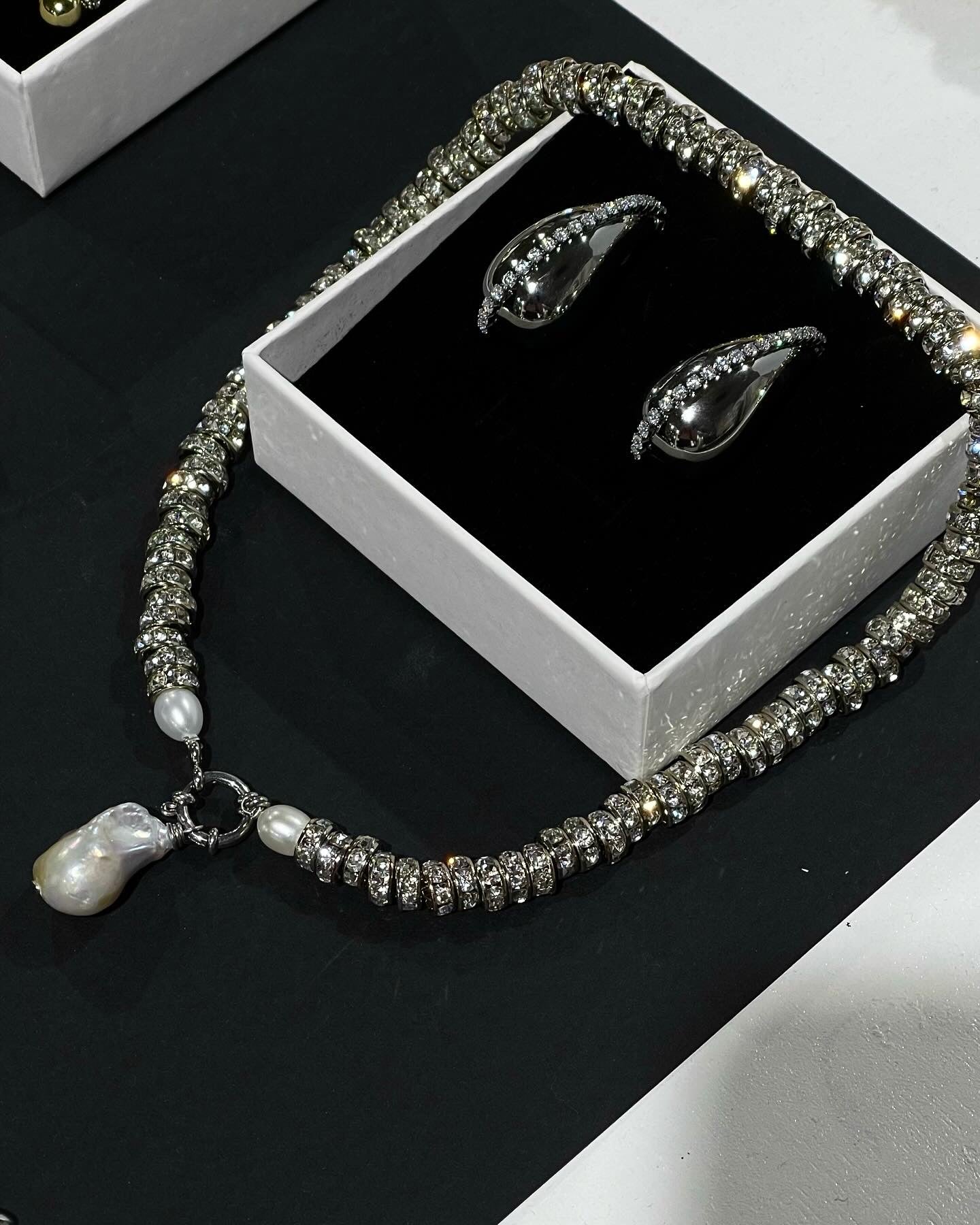 Glory necklace
