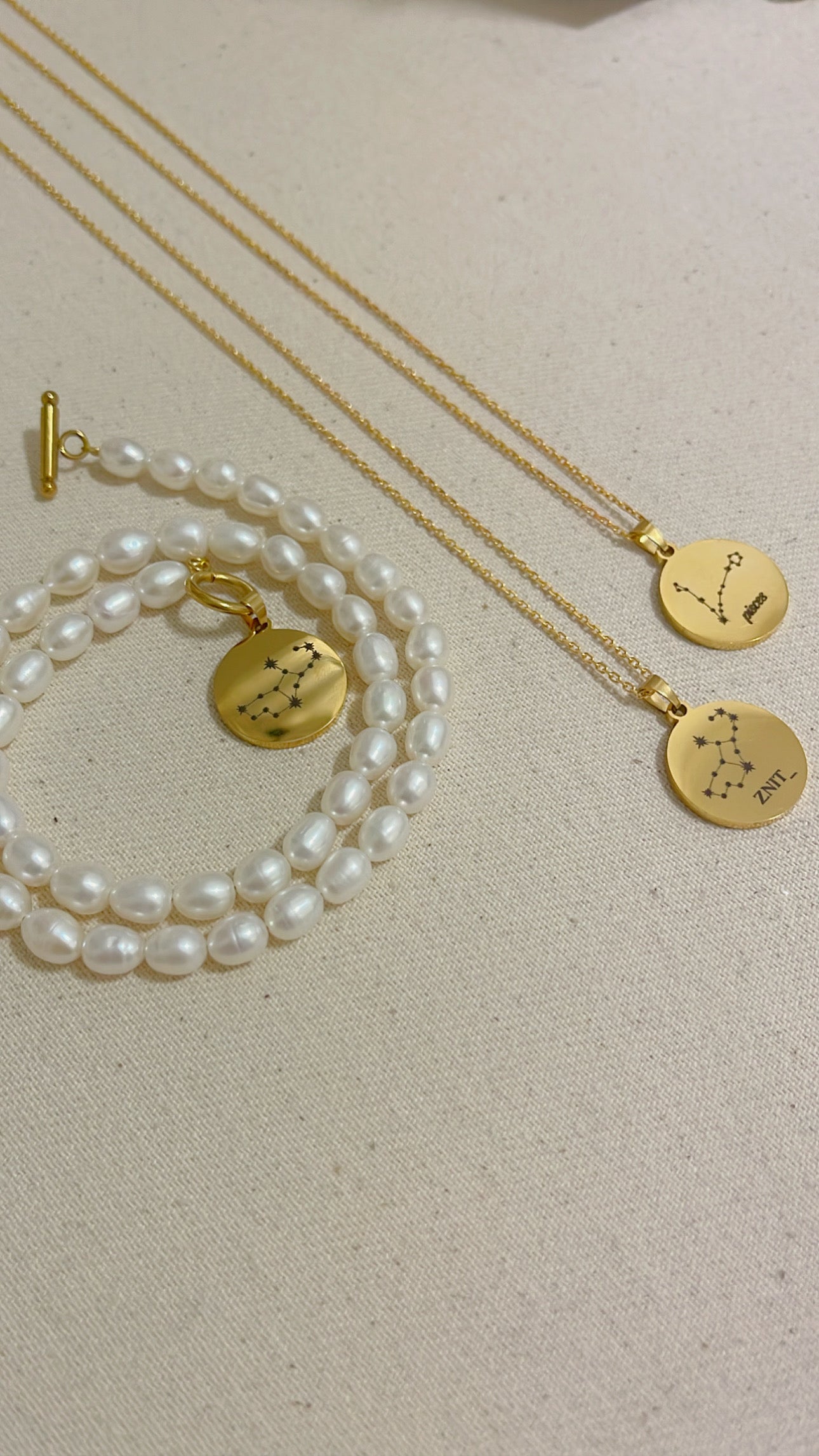 Engrave Pearl Necklace