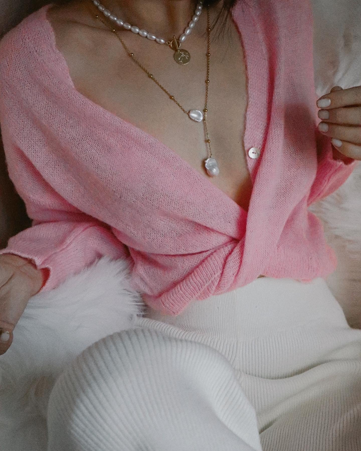 Engrave Pearl Necklace