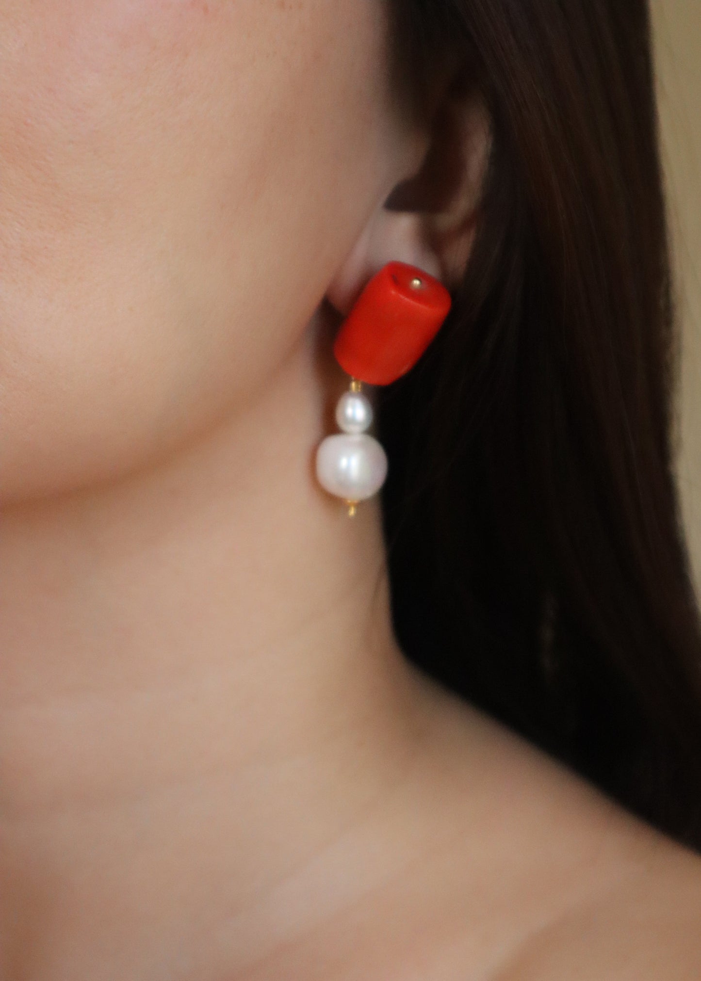 Ding coral earrings