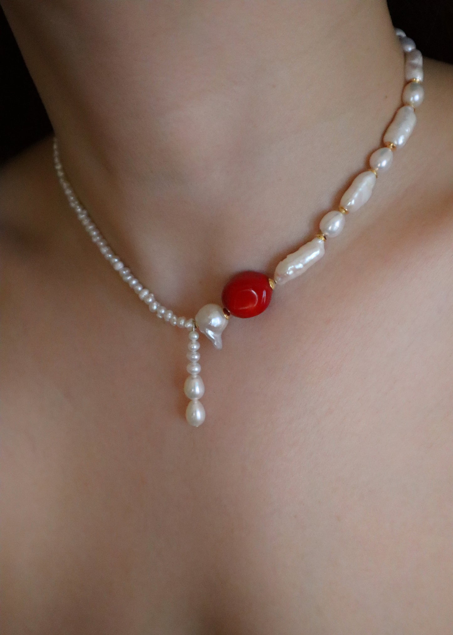 Dali Coral pearl Necklace