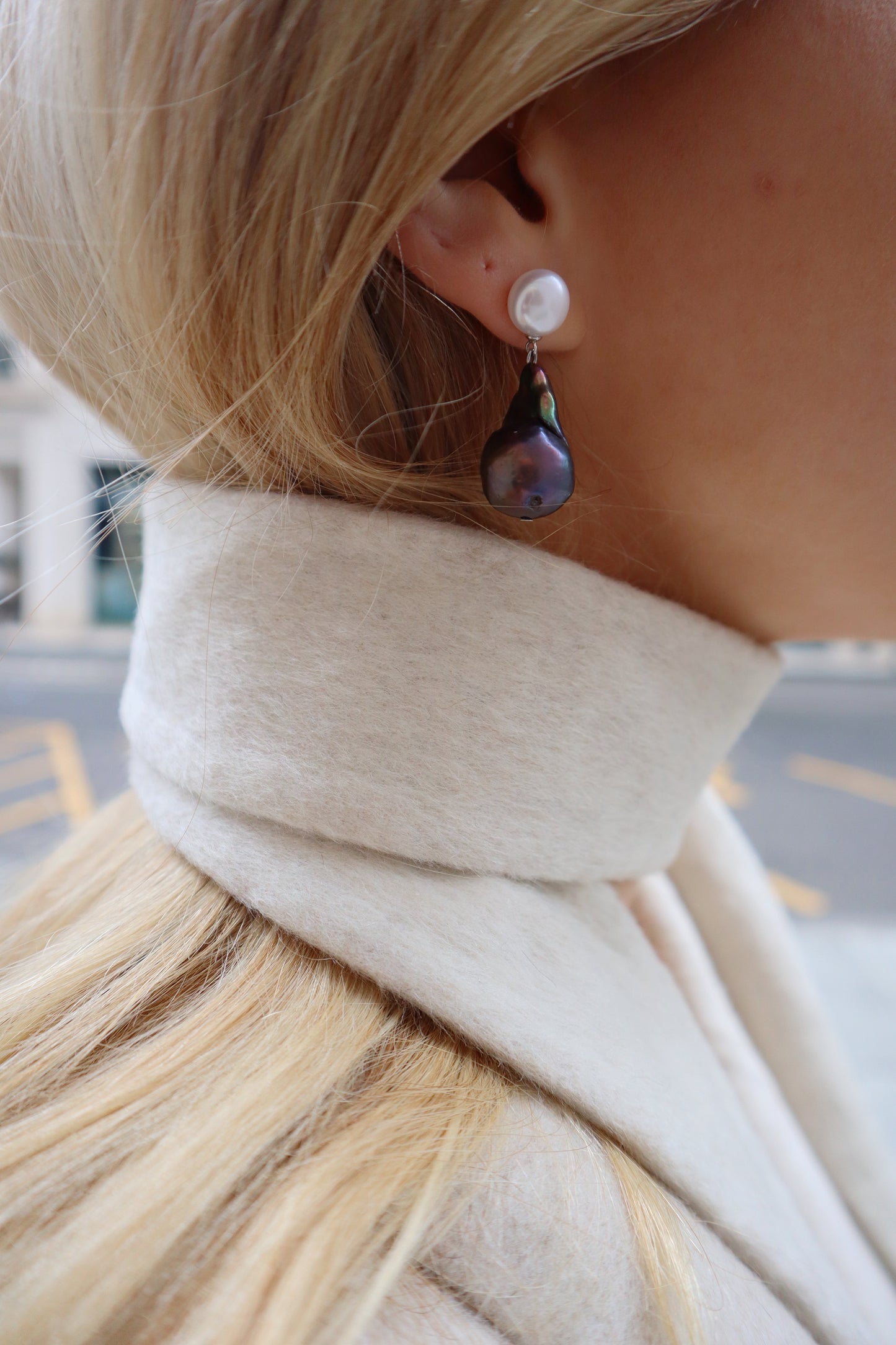 Tahitian earrings