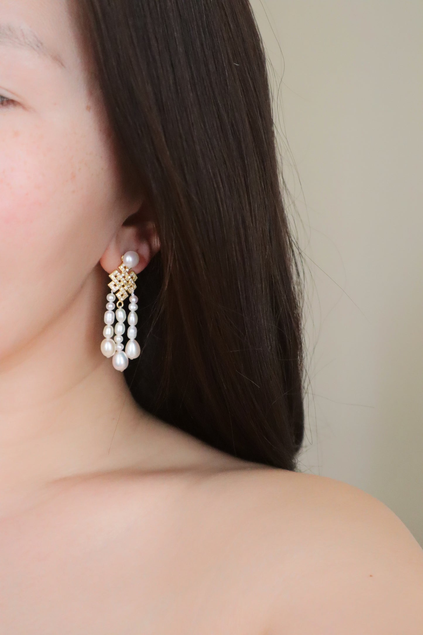 Ulzii earrings