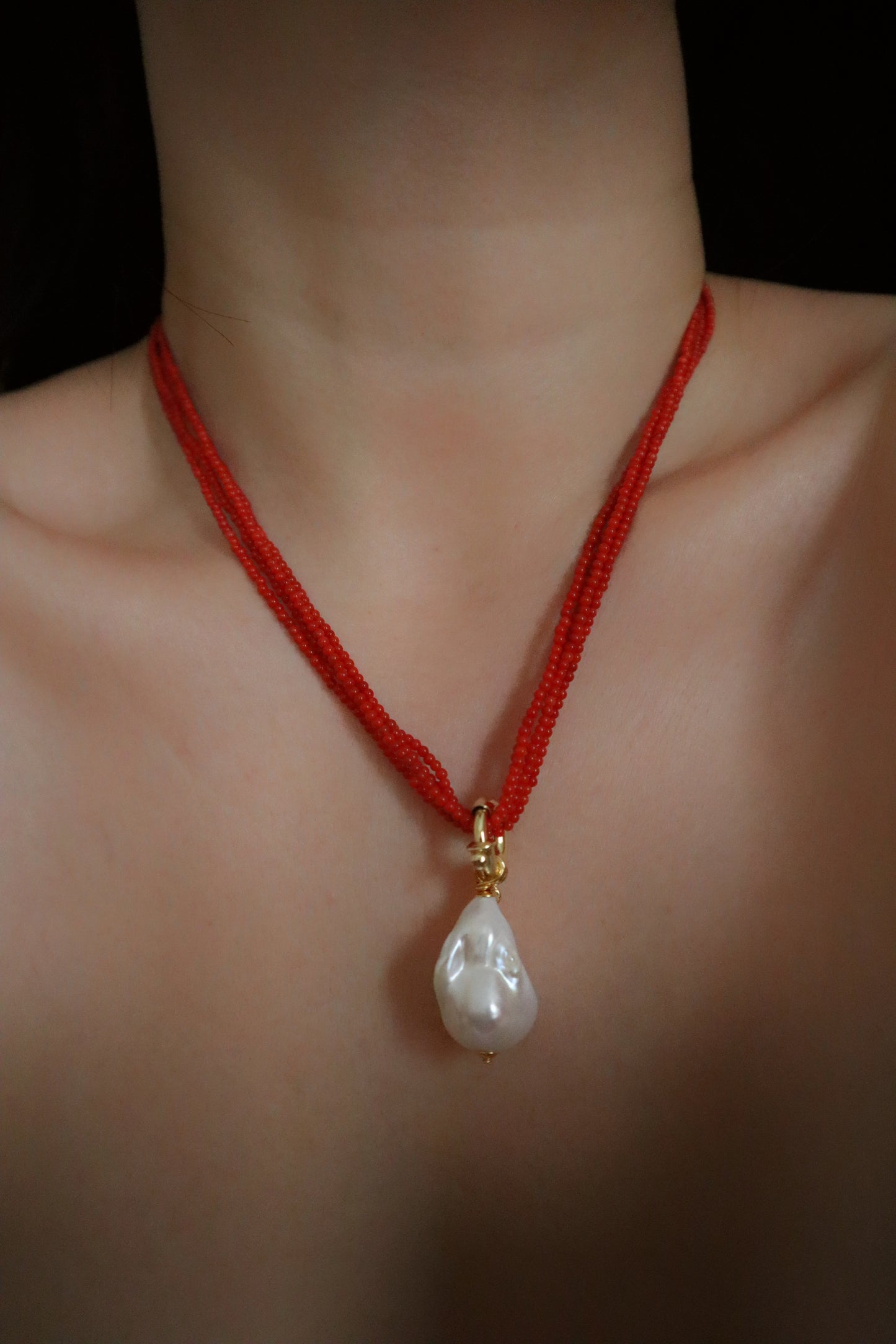 Quadruple coral necklace