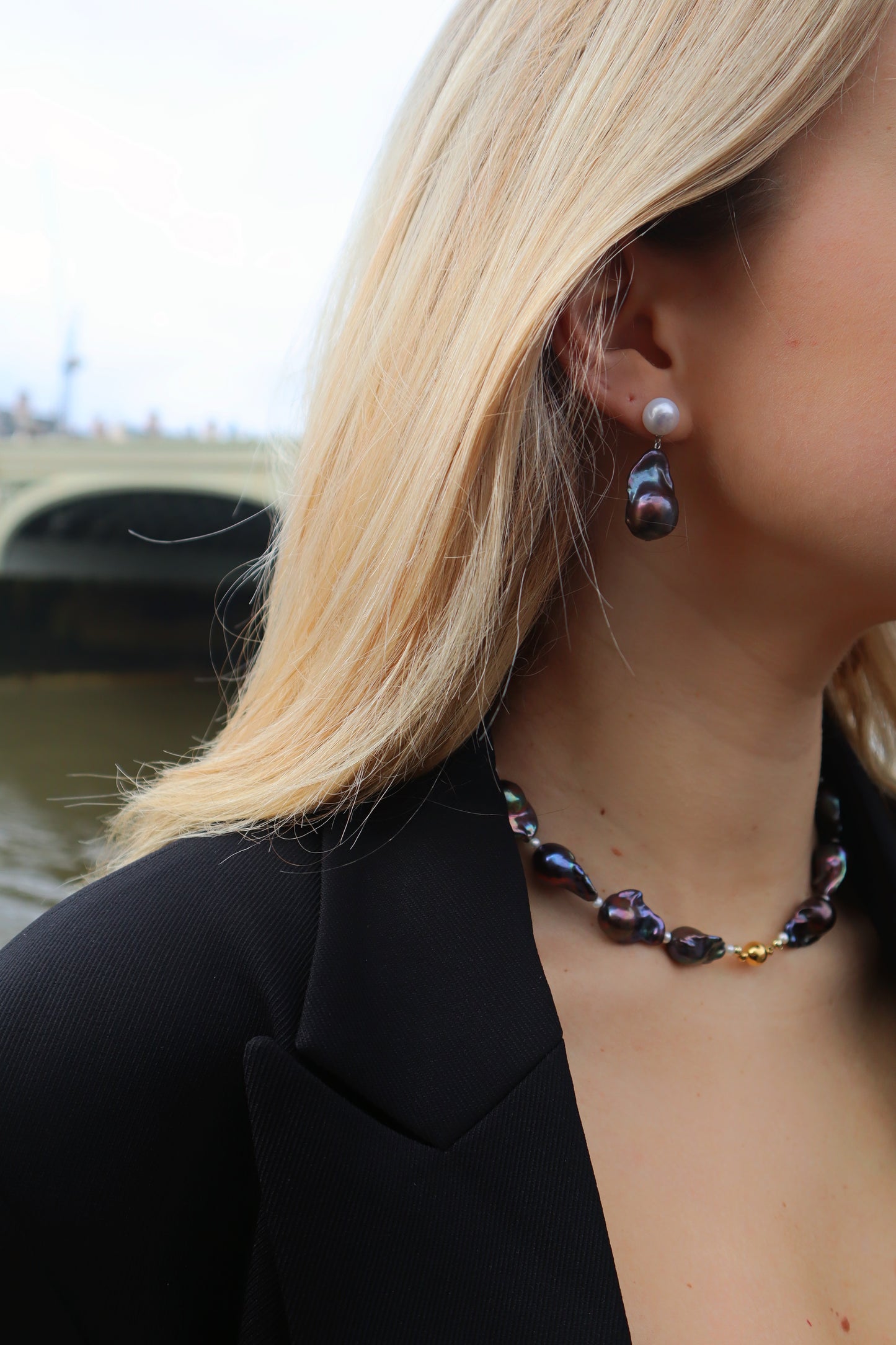Tahitian baroque necklace