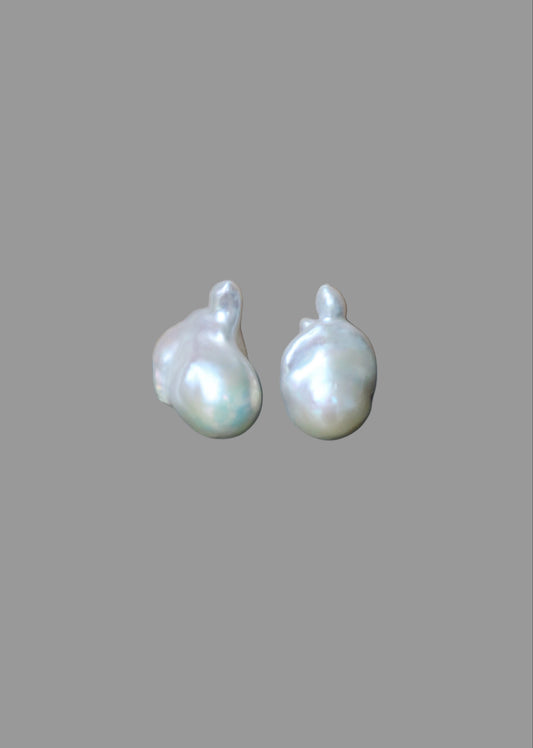 Grande baroque earrings