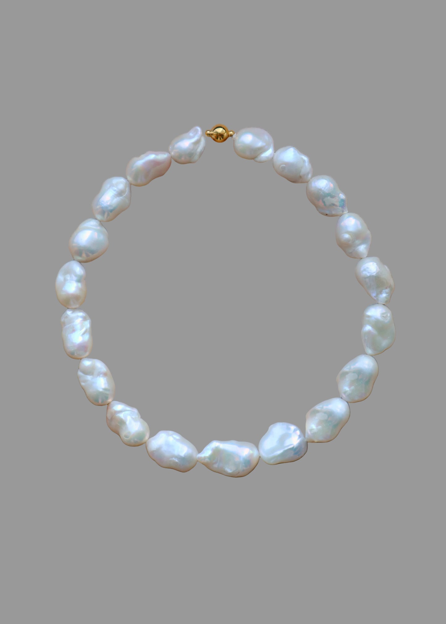 Big baroque necklace