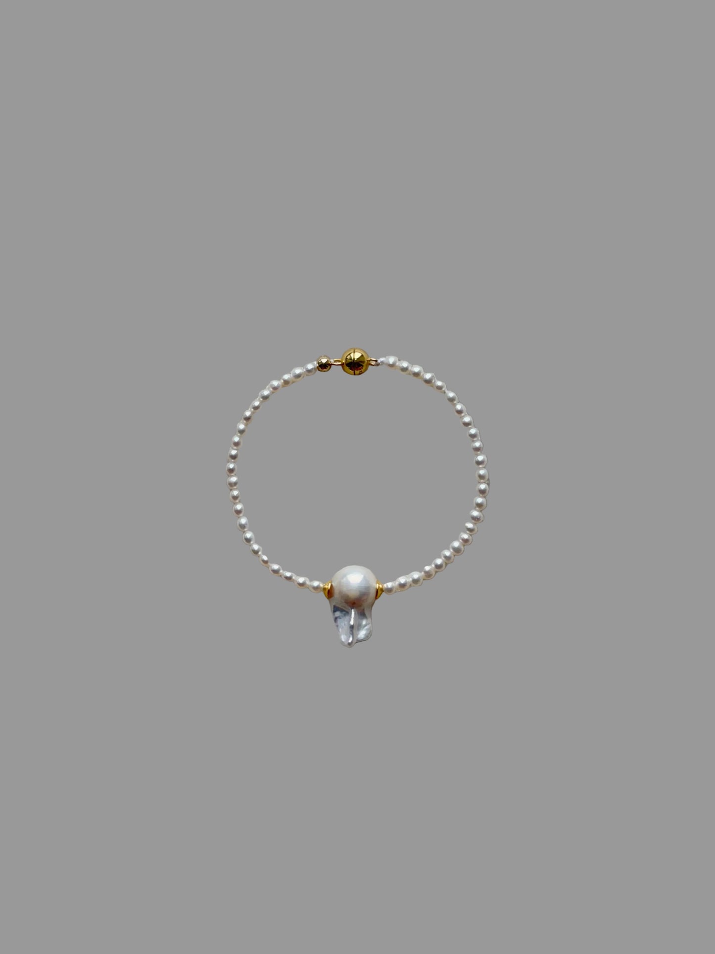 Sole pearl bracelet
