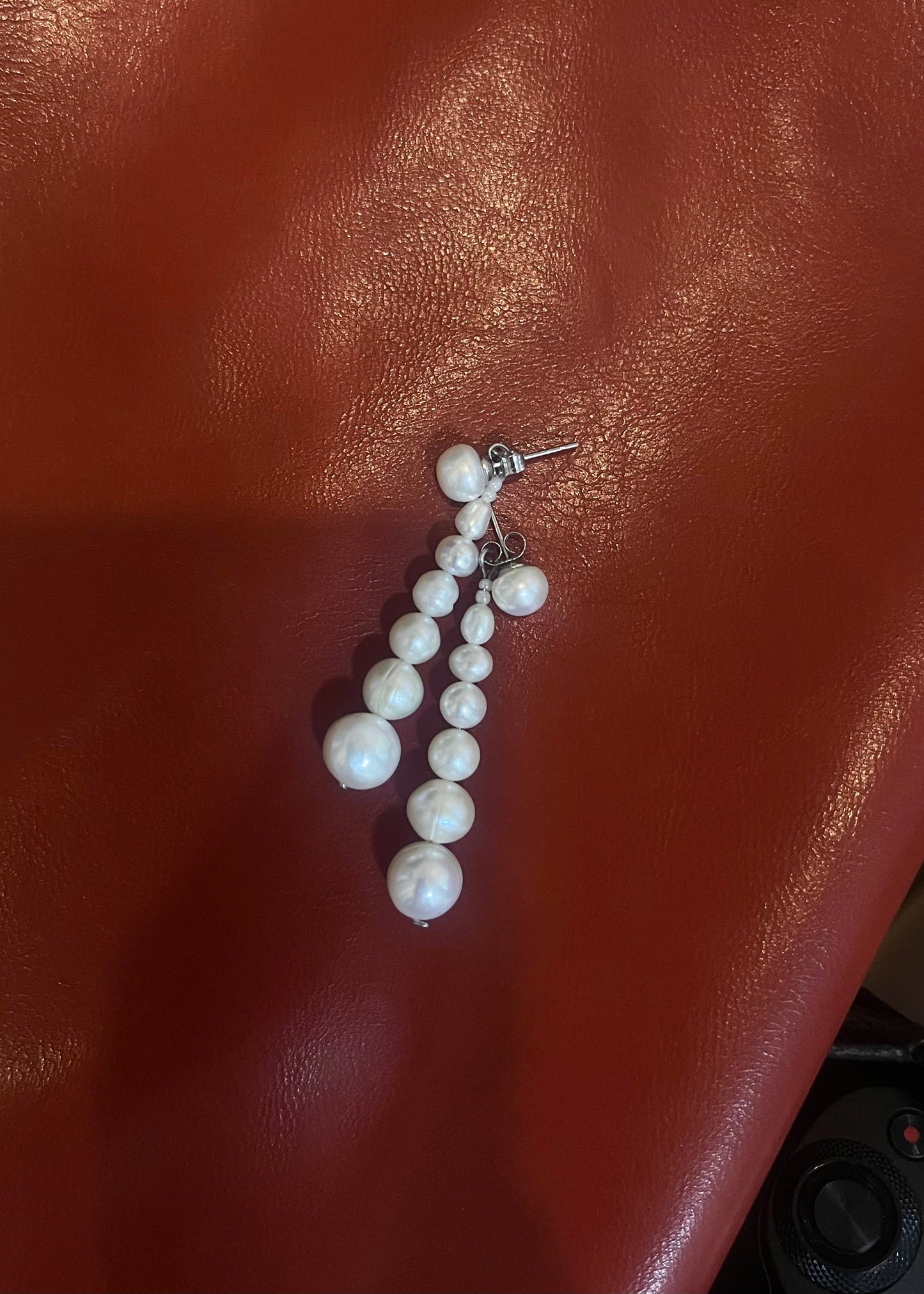 Matita pearl earrings