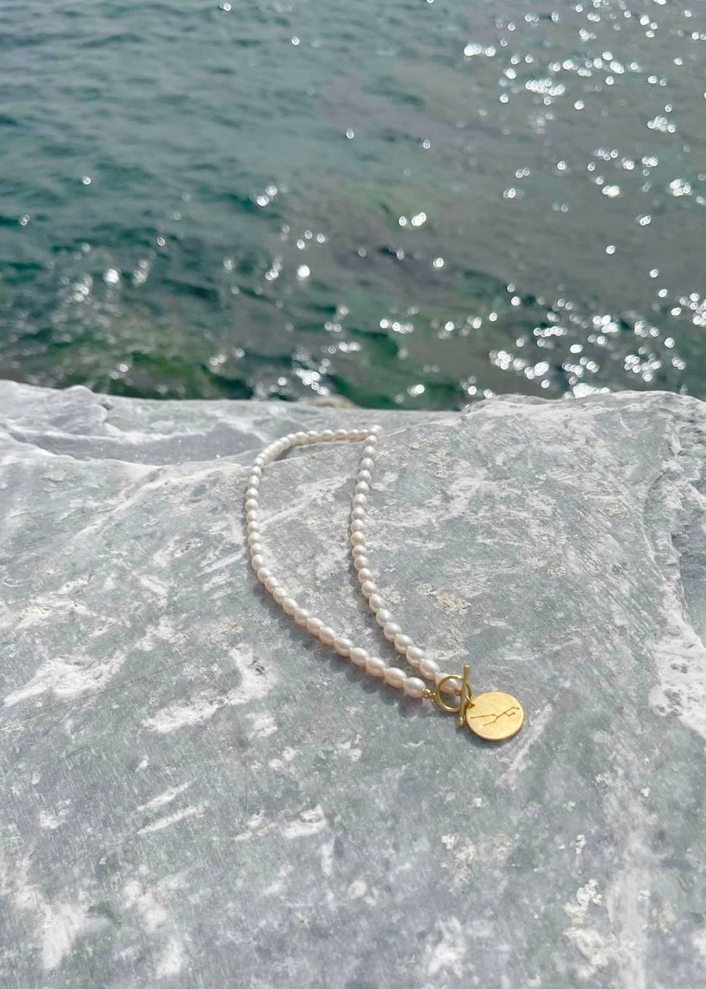 Engrave Pearl Necklace